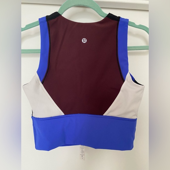 Lulu lemon work out top - Picture 3 of 4